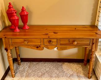 Ethan Allen Console Table in Pine with Drawere