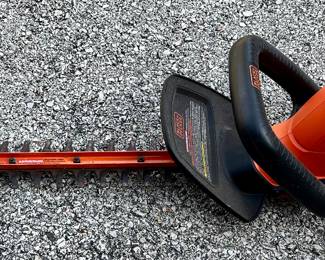 Black & Decker Hedge Trimmer
