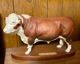 Large Royal Doulton Bull Figurine