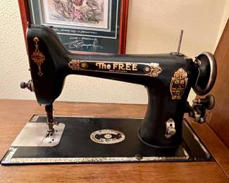 Antique The Free Sewing Machine
