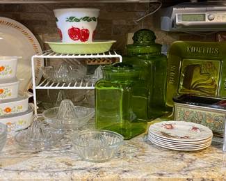 Corning Ware, Vintage Juicers, MCM LE Smith Square Green Glass Canister