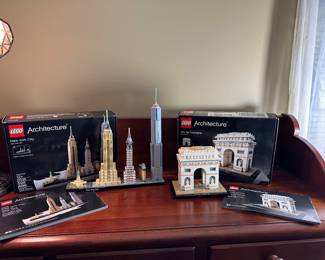 LEGO ARCHITECTURE sets