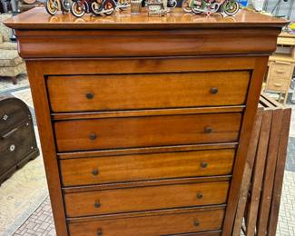 Large (6) drawer dresser