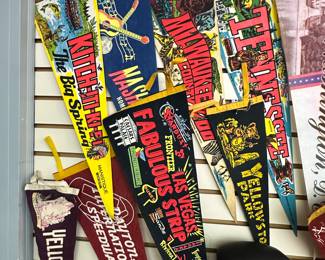 YELLOWSTONE, DAYTONA INTERNATIONAL SPEEDWAY pennant flags