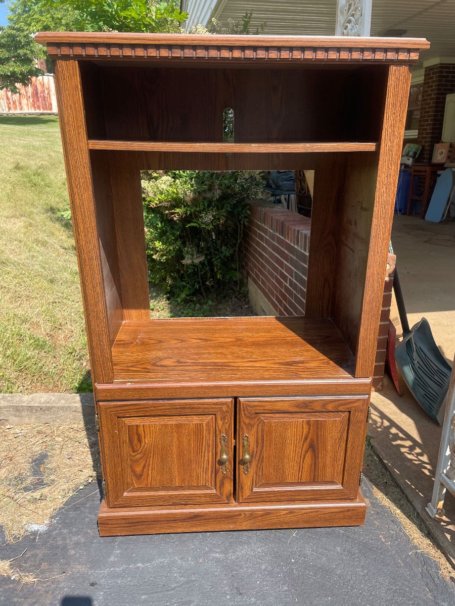 estate sale in Martinsville, VA starts on 11/16/2023