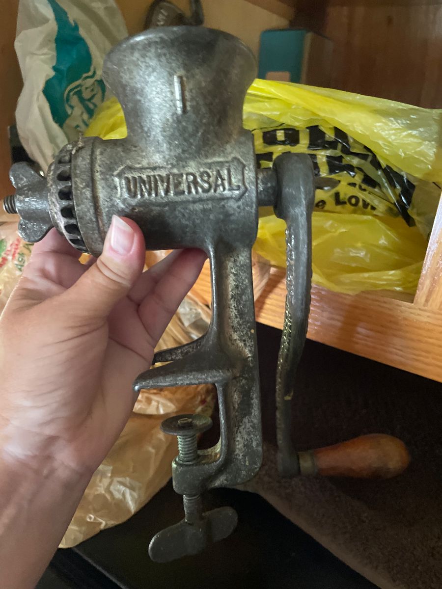 estate sale in Martinsville, VA starts on 11/16/2023