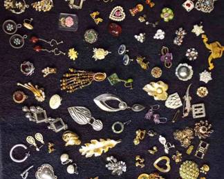 Single Earrings, Pins Pendants 