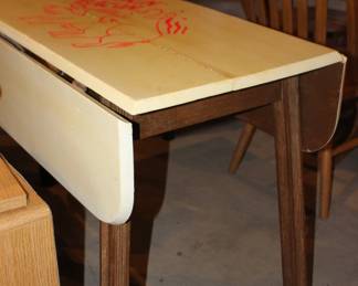 Drop Leaf Table