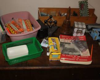 Niagra Fall Bk, Musical Bell, Office Items