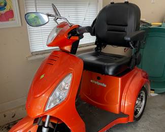 Like new E Wheels. Needs batteries.