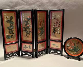 Vintage Carved Four Panel Table Screen With Round Shadow Box Sculpture (possibly Jade And Coral)