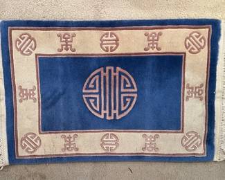 Chinese Wool Medallion Rug Having Blue Ground With Biege Border