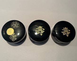 Japanese Boxes Of Black Lacquerware Plates Trimmed In Gold