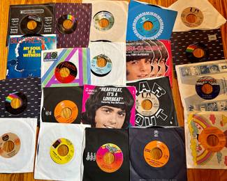 1960’s-70’s 45 records in mint condition
$3ea - Beatles, Elton John, Grand Funk, Stevie Wonder…