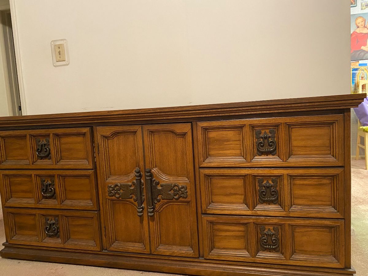 West Covina Estate /Yard Sale starts on 11/11/2023