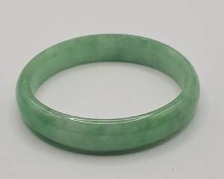 JADEITE BANGLE BRACELET