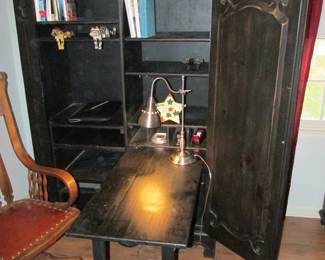 Hideaway desk cabinet