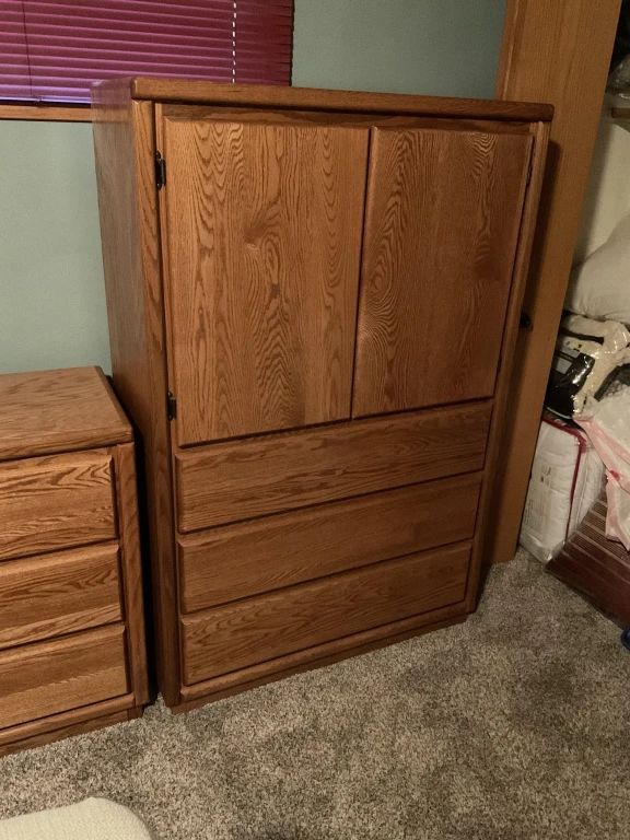 Marlene & Droste Estate in Waverly, IA starts on 11/8/2023