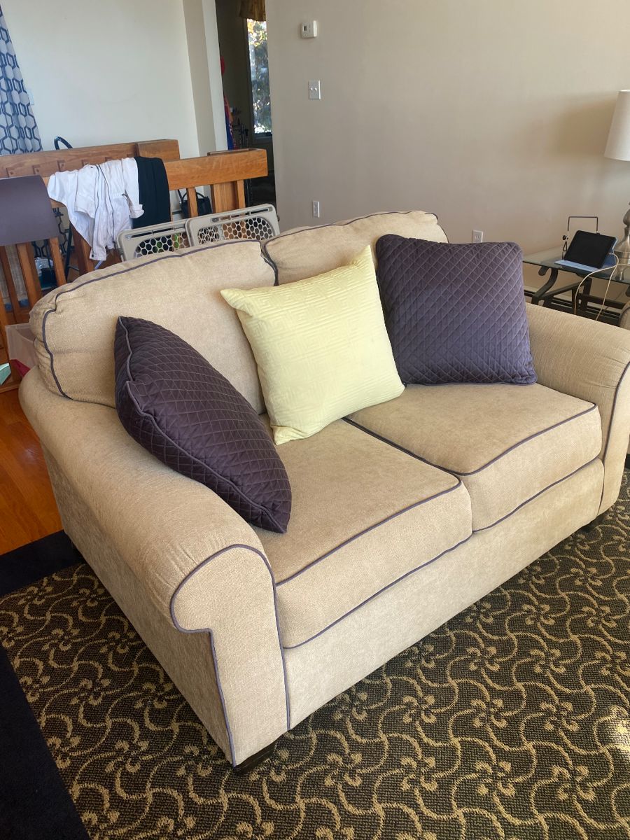 McKenzie Estate Sales ( Toms River NJ) starts on 11/10/2023