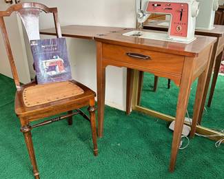 Singer Sewing Machine