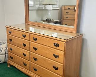 Colonia Craft Solid Mape Furniture