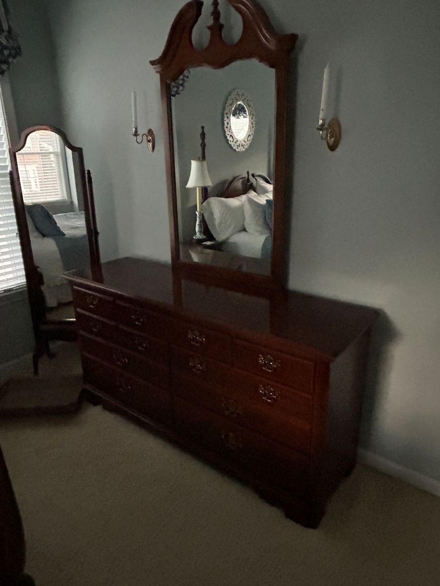 Fairfax Estate Sale by KC Sales starts on 11/10/2023