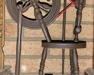miniture spinning wheel