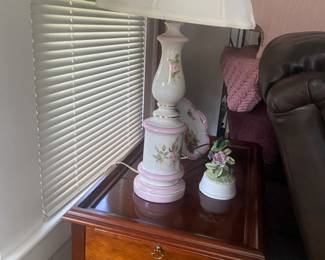 Queen Anne accent table
