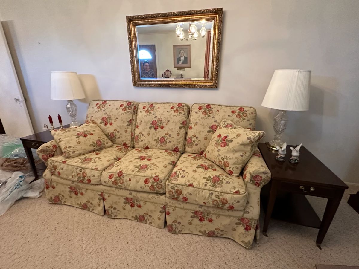 Sumner Estate Sale Omega, Ga starts on 11/17/2023