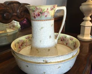 Antique wash basin and bowl