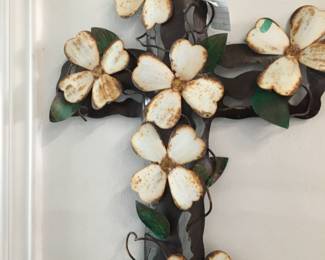 Painted tin tole decor