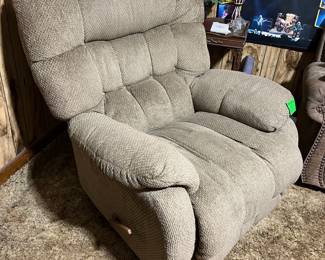 Over-stuffed recliner