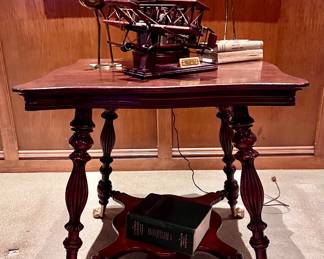 Claw and ball foot table