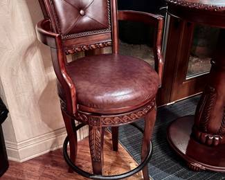 Barstool / Bar Height Table and Chairs