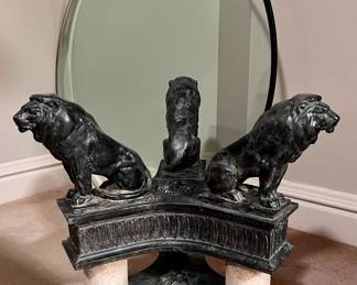 Lion Table