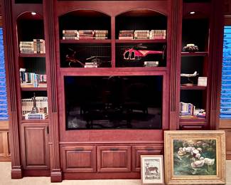 Books, model, airplanes, model, helicopters, and paintings