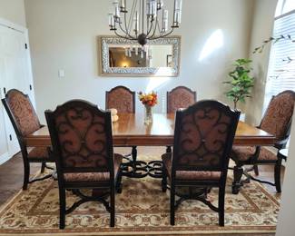 Formal Dining Table & Chairs 