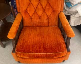 Md Century Recliner