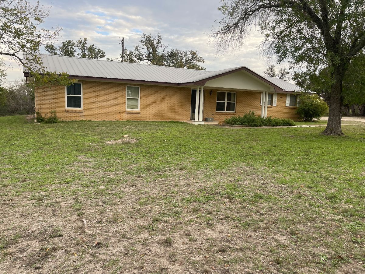 Simply Estate Sales in Kerrville, TX starts on 11/10/2023