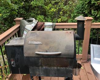 Nice pellet smoker bbq stove 