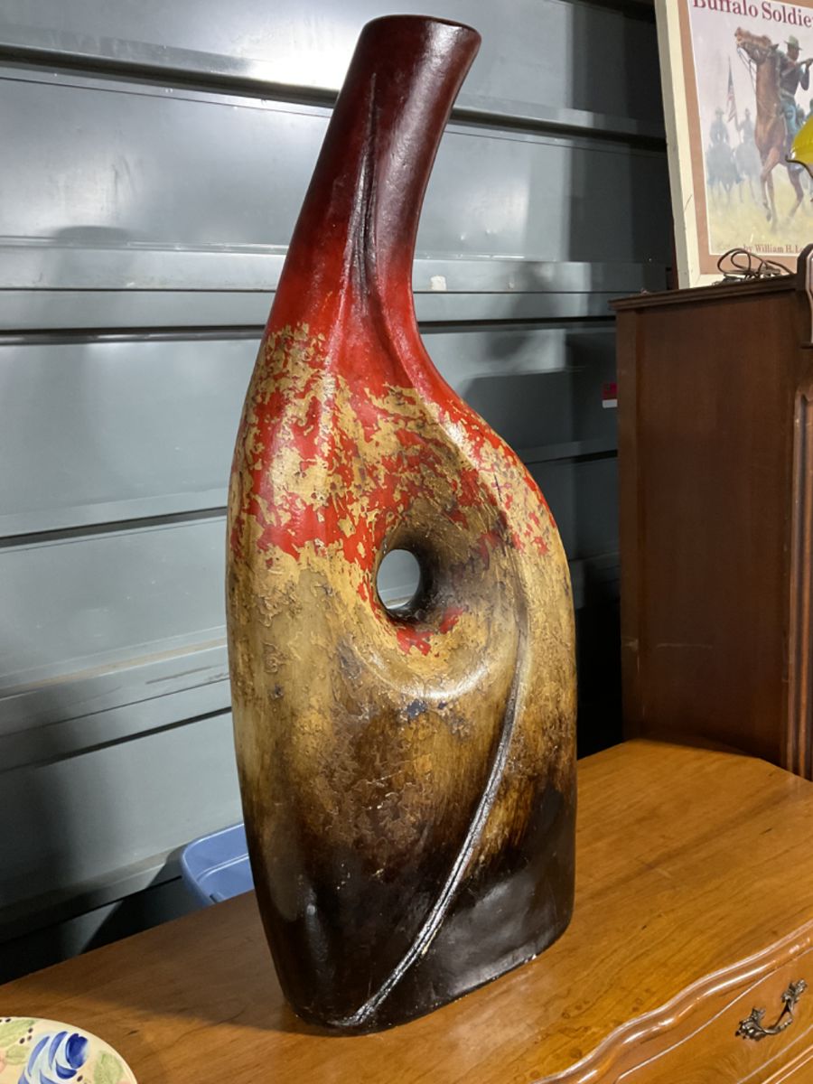 Diamond Estate Sales in Kansas City, MO starts on 11/10/2023