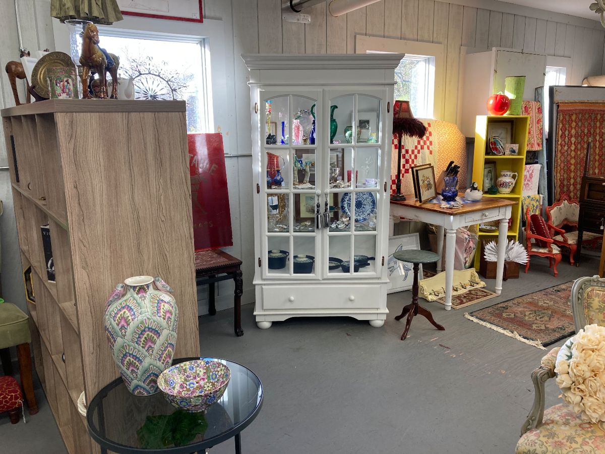 Yankee Estate Sale in Chatham, MA starts on 11/11/2023