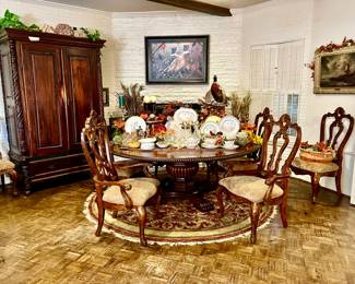 LOVELY FALL FEEL WITH LARGE ROUND DINING TABLE AND BAR BUILT INTO THE ARMOIRE!