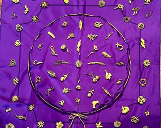 Hermes clips French scarf