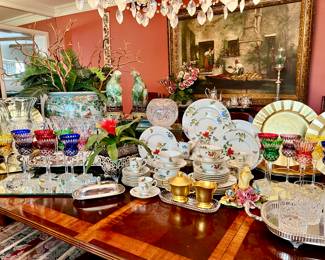 WHAT A SPREAD!  BEAUTIFUL POPS OF COLOR!