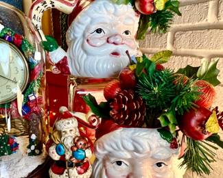 POP SOME GREENERY INTO THESE FUN SANTA MUGS.