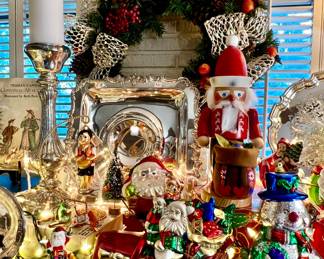 NOTICE THE STEINBACH NUTCRACKER FROM GERMANY AND THE CHRISTOPHER RADKO ORNAMENTS.