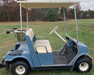 1980’s Yamaha Gas Golf Cart. Runs good.  