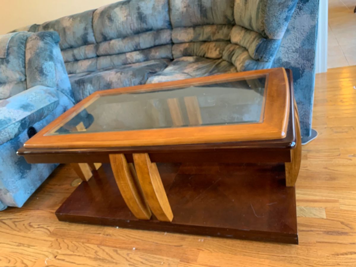 Foxfield Dr Estate sale tues, fri, sat starts on 11/17/2023