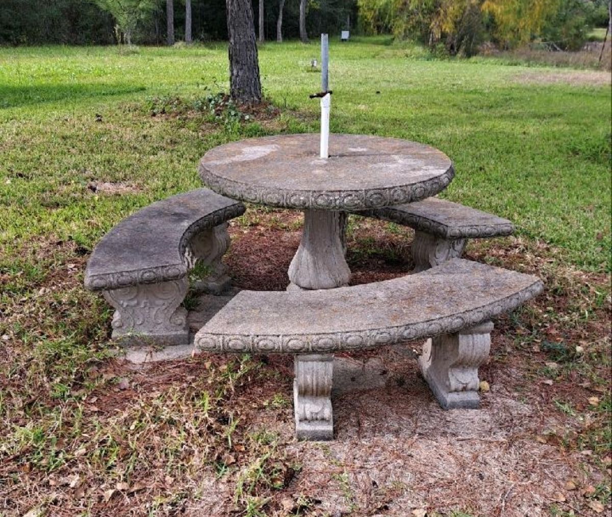 We have 2 sets vintage concrete table and 3 benches 